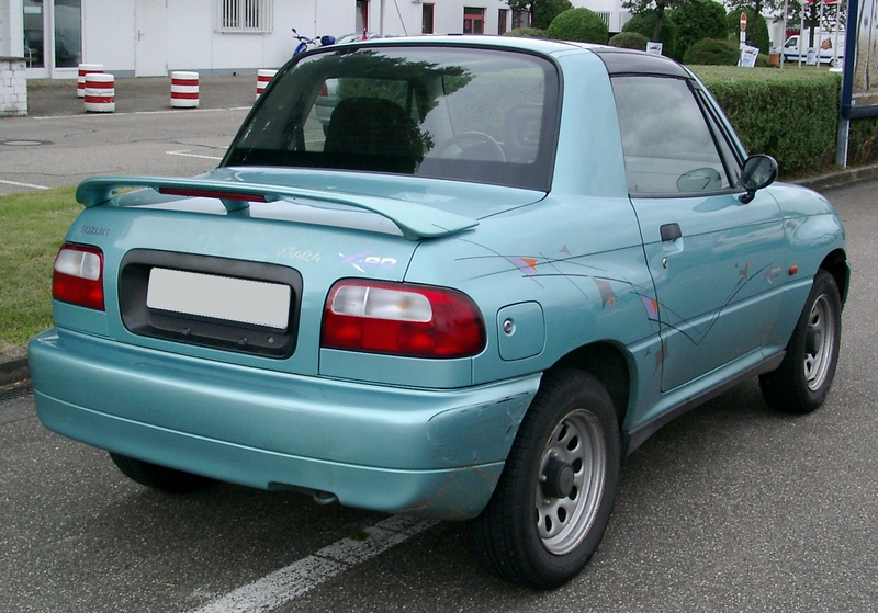Illustration for article titled The Ten Cars With The Worst Proportions